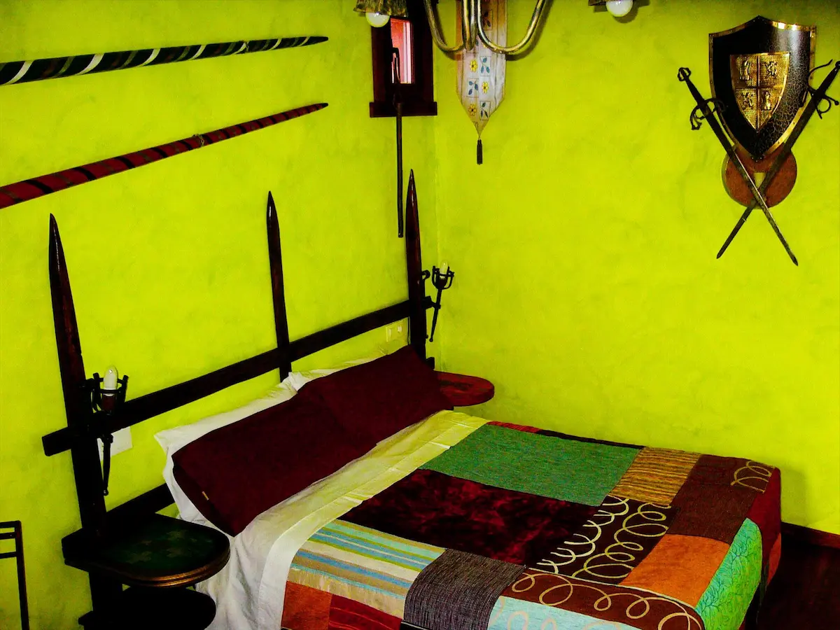 Habitacion Medieval2-decoracion-medieval-hotel-rural-leon Habitacion Medieval2-decoracion-medieval-hotel-rural-leon
